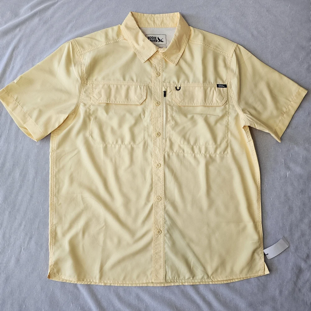 Eddie Bauer Guide Short Sleeve Button-Down Shirt - Men's size M - Picture 1 of 12